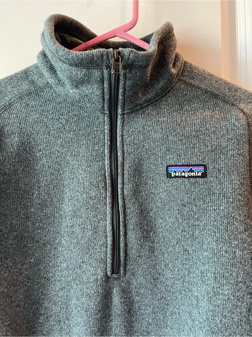 Patagonia Women’s Cowl/Turtleneck Pullover in Canopy Green. Large - Picture 3 of 10